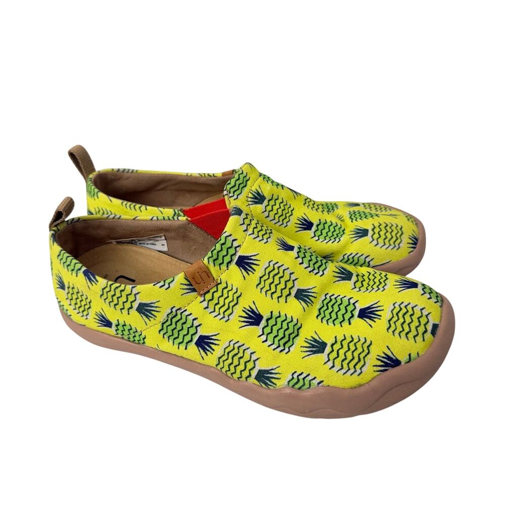 UIN Hawaii Toledo Slip On Shoes Women’s Size 8 Pineapples Yellow Canvas
